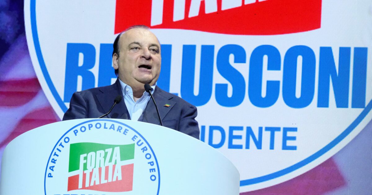 Caso Huawei, revoca dell’immunità chiesta per 5 eurodeputati: anche 3 italiani Caso Huawei, revoca dell’immunità chiesta per 5 eurodeputati: anche 3 italiani