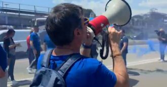 Copertina di Sciopero Ilva, gli operai contro il governo: “Vogliamo lavorare”. Cori su Urso