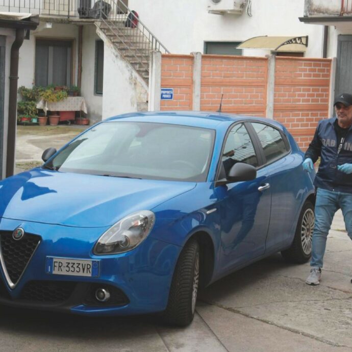 La madre, gli sms al vigile e l’alibi parking che vacilla