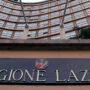 Copertina di “Più cemento nelle campagne”: le proposte del centrodestra in Regione Lazio fanno infuriare opposizioni e ambientalisti