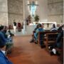 Copertina di “Dio non fa preferenza”: i vescovi e le veglie contro l’omofobia. A Firenze i racconti in chiesa: “Perché allontanare da Cristo chi cerca amore e verità?”
