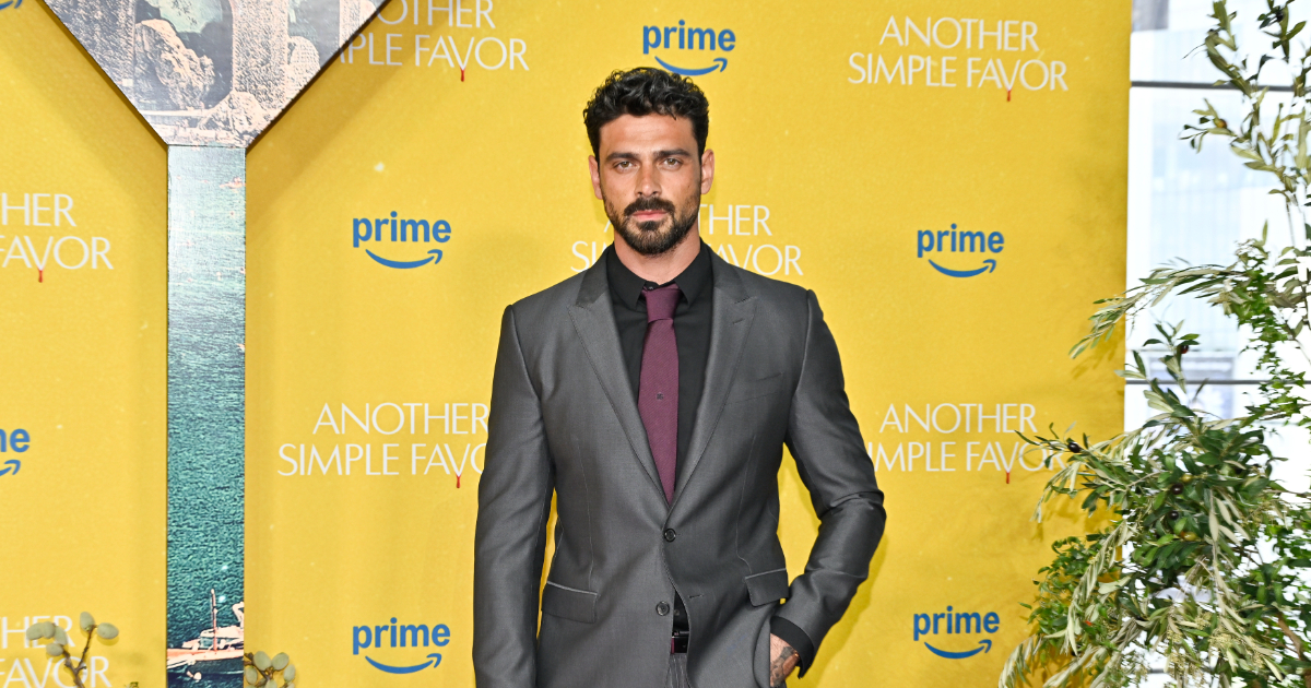 Michele Morrone, modestia a parte, non ha torto sul ‘circoletto’ del cinema italiano: da ipocriti far finta di niente Michele Morrone, modestia a parte, non ha torto sul ‘circoletto’ del cinema italiano: da ipocriti far finta di niente