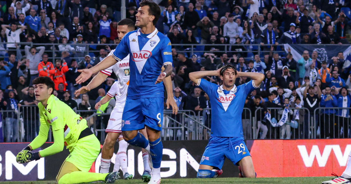 Serie B, arriva la prima mossa ufficiale: il Brescia deferito dalla Procura Figc assieme al Trapani Serie B, arriva la prima mossa ufficiale: il Brescia deferito dalla Procura Figc assieme al Trapani