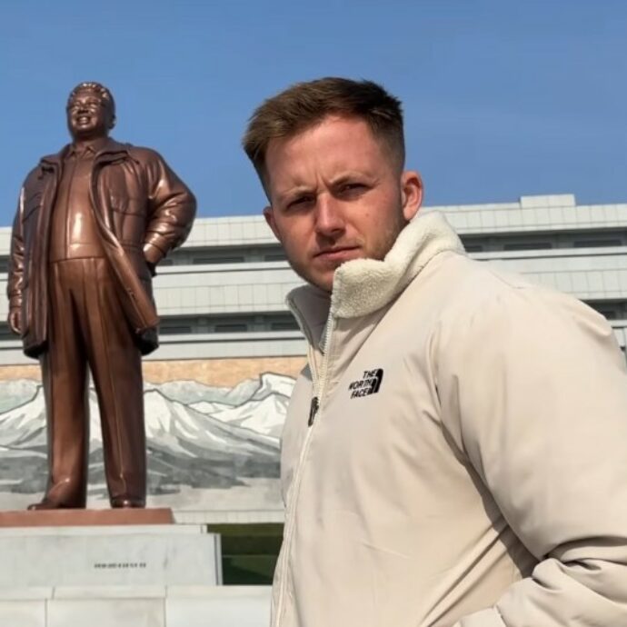 “Sono stato in Corea del Nord. Una persona mi chiesto se l’America è sporca e perché hanno eletto Donald Trump”: il racconto dello youtuber Harry Jaggared