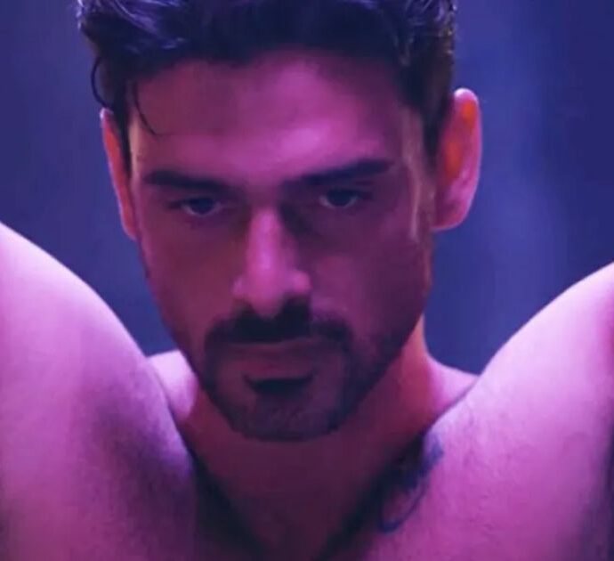 “Quello che ho scritto sui social è frutto di un disagio. Chiedo scusa”: Michele Morrone dopo le parole durissime contro il cinema italiano