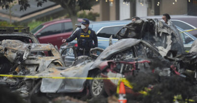 Copertina di Aereo privato si schianta sulle case a San Diego: due morti e otto feriti. “Scena terrificante”