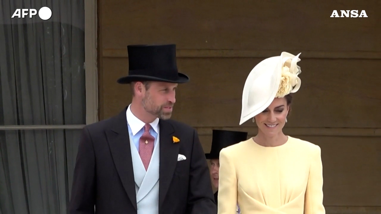 un party in stile bridgerton per la principessa kate middleton non partecipava ad un evento simile dalla diagnosi di cancro