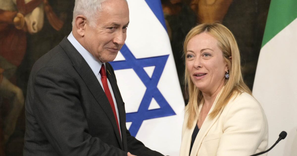 Gaza, dieci giuristi diffidano il governo: “Non rinnovi l’accordo militare con Israele, rischia di contribuire a crimini” Gaza, dieci giuristi diffidano il governo: “Non rinnovi l’accordo militare con Israele, rischia di contribuire a crimini”
