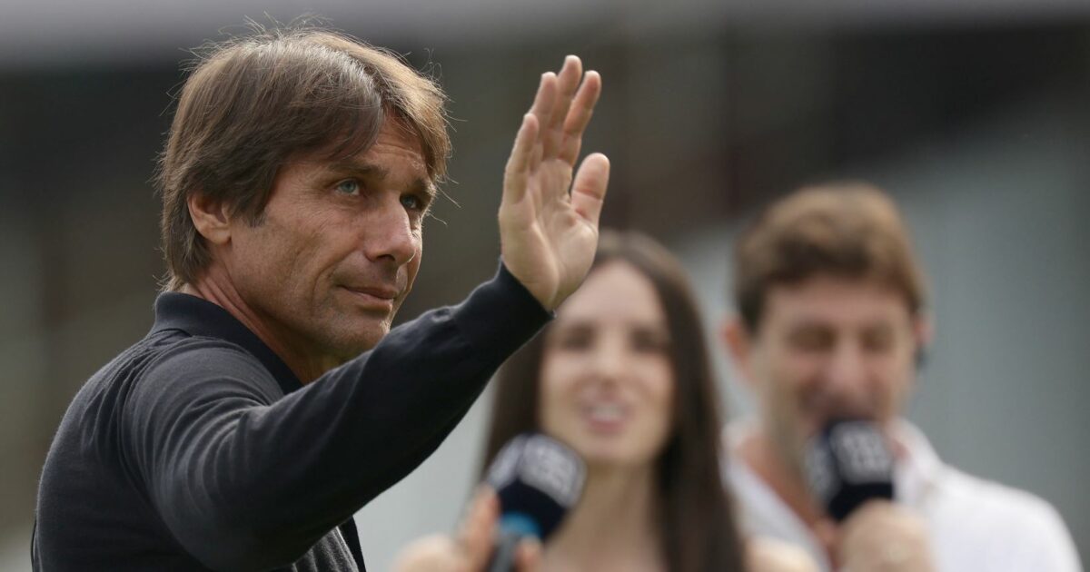 Conte dopo lo scudetto: “Futuro? Godiamoci la vittoria. Ecco quando ho capito che si poteva fare” Conte dopo lo scudetto: “Futuro? Godiamoci la vittoria. Ecco quando ho capito che si poteva fare”