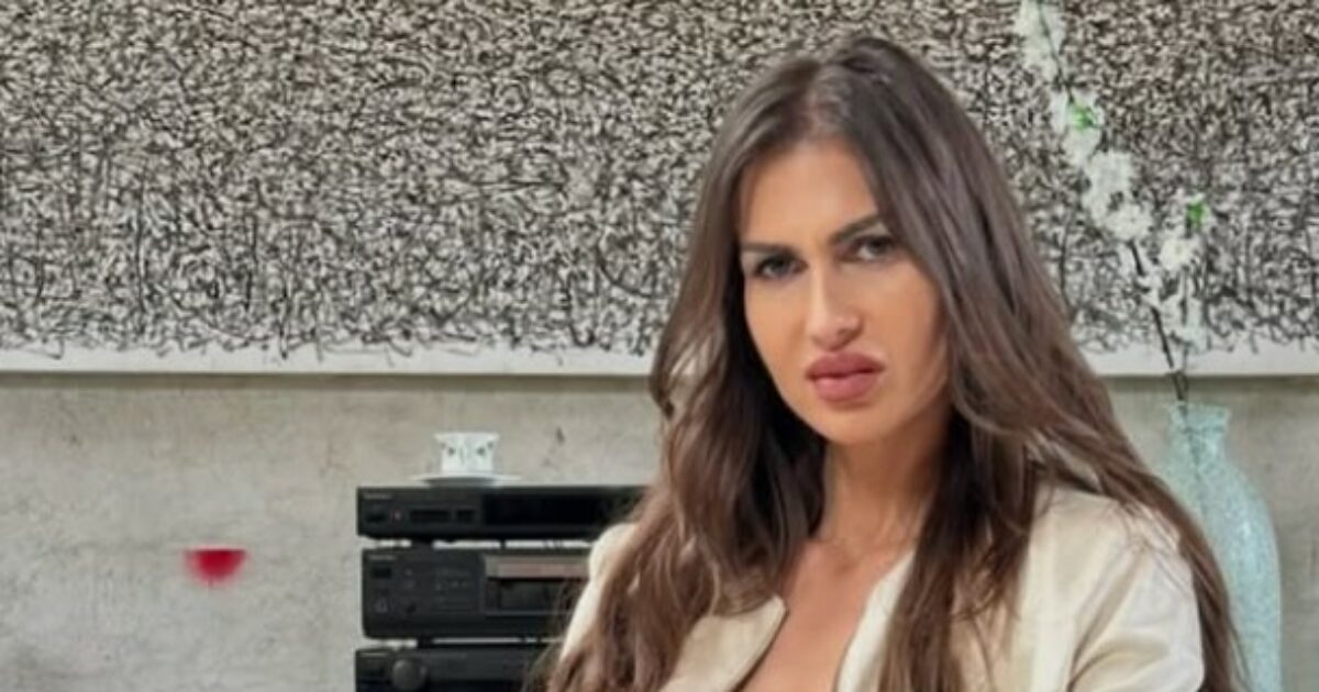 “A 22 anni mi sono sposata e sono diventata mamma, firmavo i contratti con il pancione. Il mio sogno? Un film con Sorrentino”: parla Mariana D’amico di “Casa a prima vista”