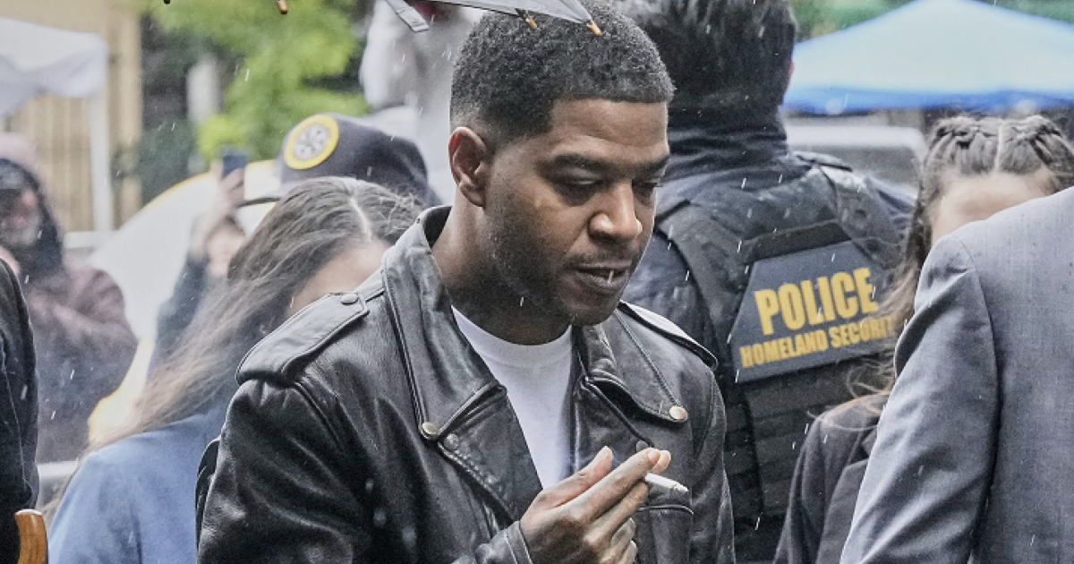 “Puff Daddy furioso perché stavo con la sua ex Cassie Ventura. È entrato a casa mia con la forza e ha incendiato la mia auto”: al processo c’è Kid Cudi “Puff Daddy furioso perché stavo con la sua ex Cassie Ventura. È entrato a casa mia con la forza e ha incendiato la mia auto”: al processo c’è Kid Cudi