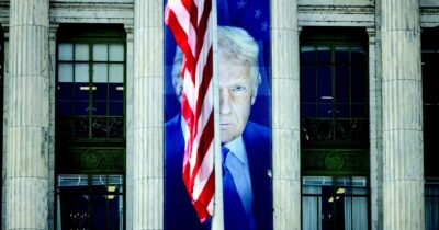 Copertina di Trump: “Da giugno dazi Ue al 50%”. E le Borse cadono