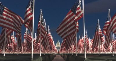 Copertina di Un po’ di ottimismo per non soccombere alla catastrofe economica e militare