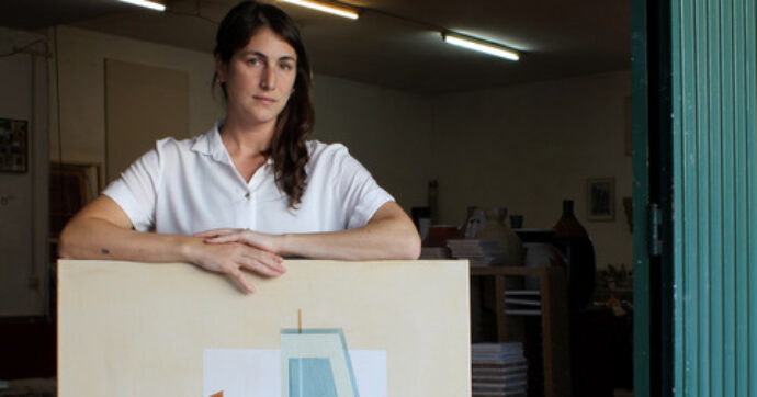 Pittrice a Porto: “In Portogallo si respira ottimismo. Da anni espongo qui e in Francia, dall’Italia poco interesse”