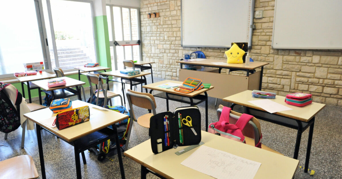 “Aggrediva gli alunni con offese e percosse”: maestra elementare sospesa per un anno nel Napoletano “Aggrediva gli alunni con offese e percosse”: maestra elementare sospesa per un anno nel Napoletano
