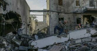 È morto Hamdi Al-Najjar il papà del piccolo Adam: aveva perso 9 dei suoi 10 figli a Gaza