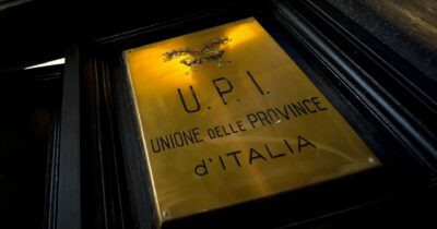 Copertina di Dopo i tagli, Province all’assalto: “È ora di tornare ai vecchi enti”