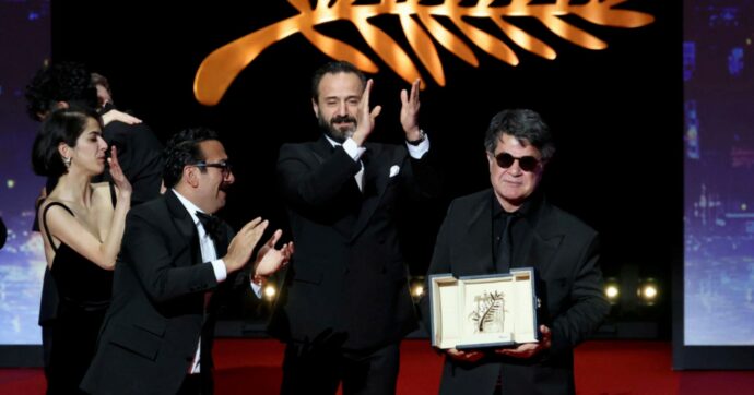 Cannes,  Panahi fa “poker” nel blackout. Male l’Italia