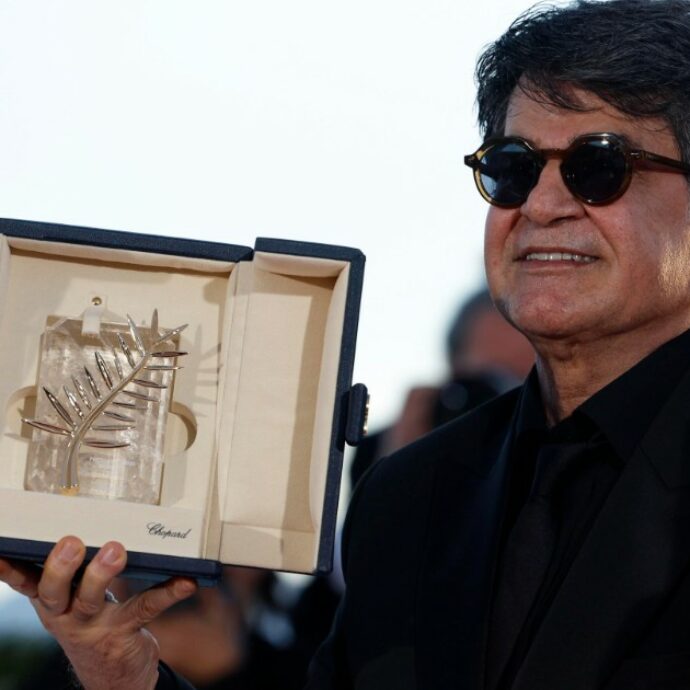 “La cosa più importante è la libertà dell’Iran”, l’appello del regista dissidente Panahi a Cannes