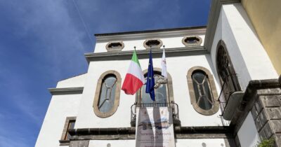 Copertina di “Sistema Sorrento”, fu il consigliere del Pd Ivan Gargiulo a denunciare. Mentre i dem avevano un assessore in giunta