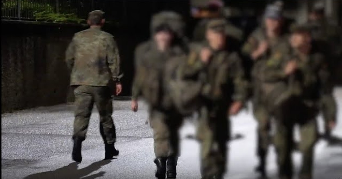 briosco e la polemica sui militari nella scuola il sindaco nessuna lezione persa non vogliamo le guerre da Ilfattoquotidiano.it briosco e la polemica sui militari nella scuola il sindaco nessuna lezione persa non vogliamo le guerre