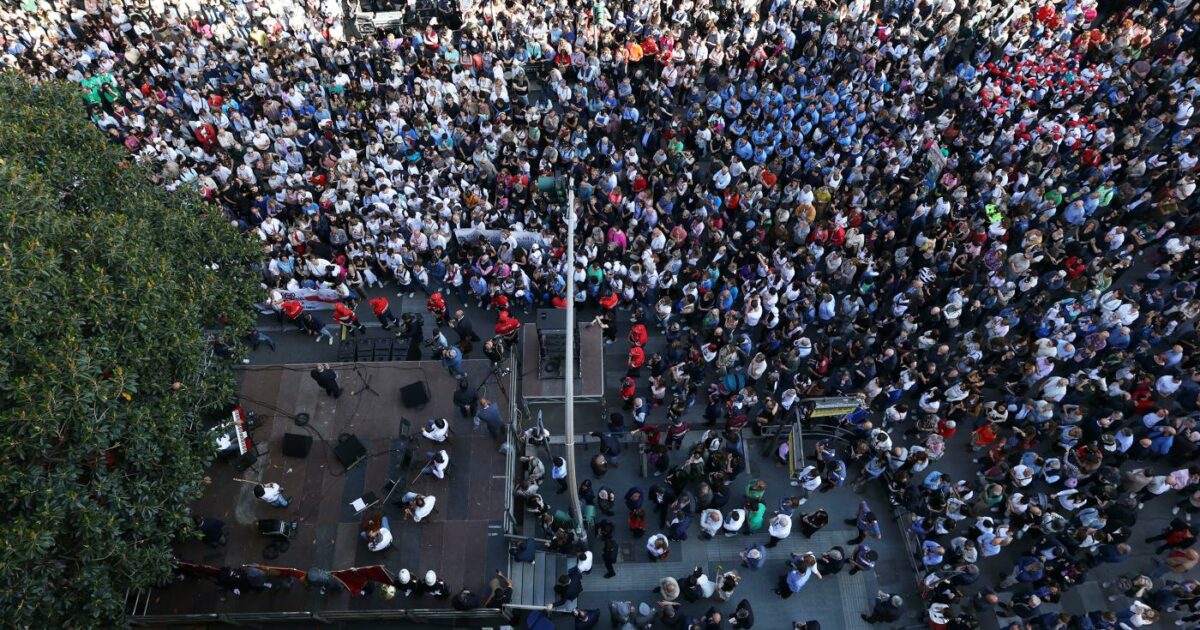 capaci polemica sul silenzio anticipato su fb la fondazione falcone cancella il commento di salvatore borsellino da Ilfattoquotidiano.it capaci polemica sul silenzio anticipato su fb la fondazione falcone cancella il commento di salvatore borsellino
