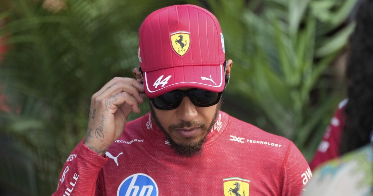 sei arrabbiato con me c è qualcosa la domanda di hamilton e il silenzio glaciale del suo ingegnere di pista da Ilfattoquotidiano.it sei arrabbiato con me c è qualcosa la domanda di hamilton e il silenzio glaciale del suo ingegnere di pista