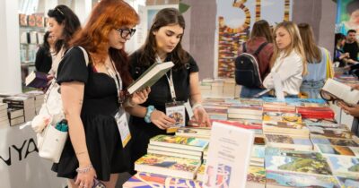 Copertina di Salone del Libro 2026: al via le candidature per la libreria dei self publisher a Torino
