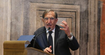 Copertina di Ok al “canguro” anche in Commissione: la Giunta del Senato dà il via libera al blitz sulla riforma della giustizia