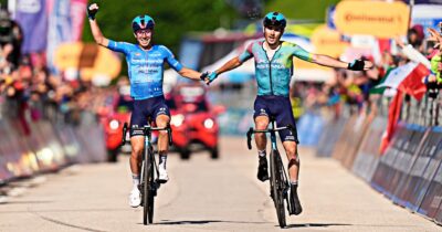 Copertina di Giro d’Italia, Scaroni e Fortunato spezzano il digiuno italiano. Scattano Pellizzari e Carapaz, soffre Del Toro | La nuova classifica