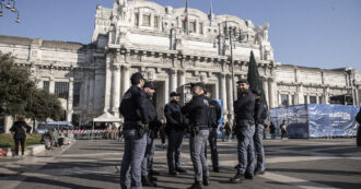 Copertina di Rapina un viaggiatore in Stazione Centrale di Milano: fingeva di aiutarlo a fare il biglietto