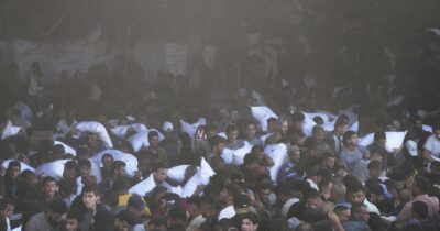 Copertina di Gaza, assaltato e saccheggiato deposito di cibo dell'Onu