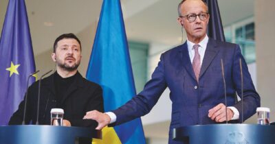 Copertina di Merz insiste: razzi senza limiti a Kiev. Cremlino: “Coinvolgimento diretto”