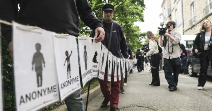 La storia di Joël Le Scouarnec, l’ex medico condannato per gli abusi su 299 pazienti in 25 anni. “Catalogava le sue vittime”