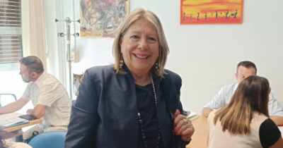 Copertina di Sicilia, l’assessora regionale Nuccia Albano nominata consulente del medico di Messina Denaro. Poi il passo indietro