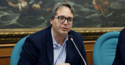 Copertina di Castrazione chimica, ok all’ordine del giorno della Lega: “Istituire un tavolo quanto prima”. Pd: “Medievale”