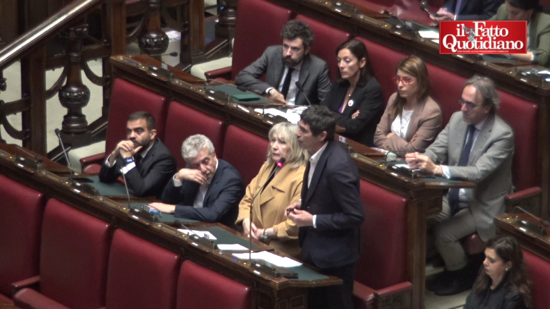 Gaza, Fratoianni contro Tajani: “Governo ha scelto l’ignavia del silenzio. Non fate fatica a dormire la sera?”