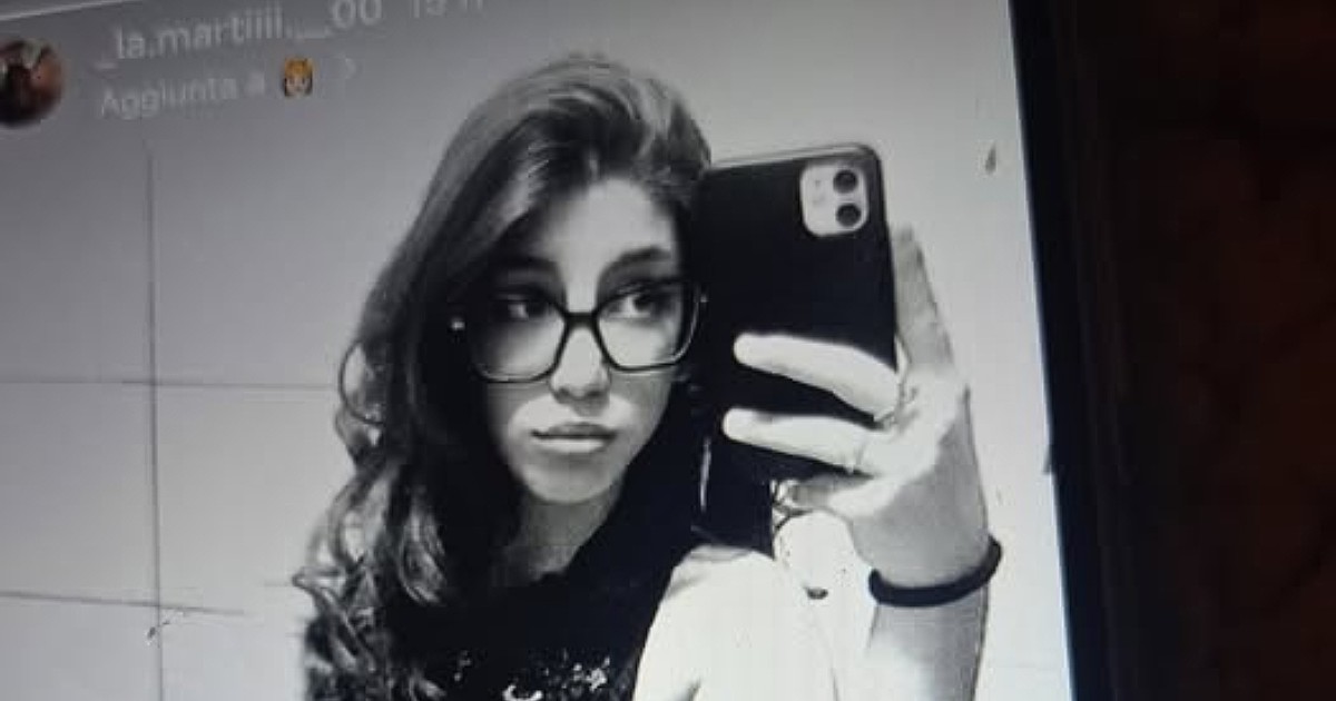 Martina Carbonaro, l’autopsia conferma: “Morta dopo agonia. Vasta frattura del cranio” Martina Carbonaro, l’autopsia conferma: “Morta dopo agonia. Vasta frattura del cranio”