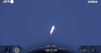 Copertina di SpaceX, fallisce il nono test di Starship: il volo dura poco più di 45 minuti – Video