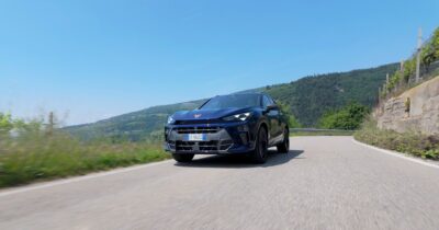 Copertina di Cupra Terramar, la prova de Il Fatto.it – L’ibrido plug-in che è quasi un elettrico – FOTO