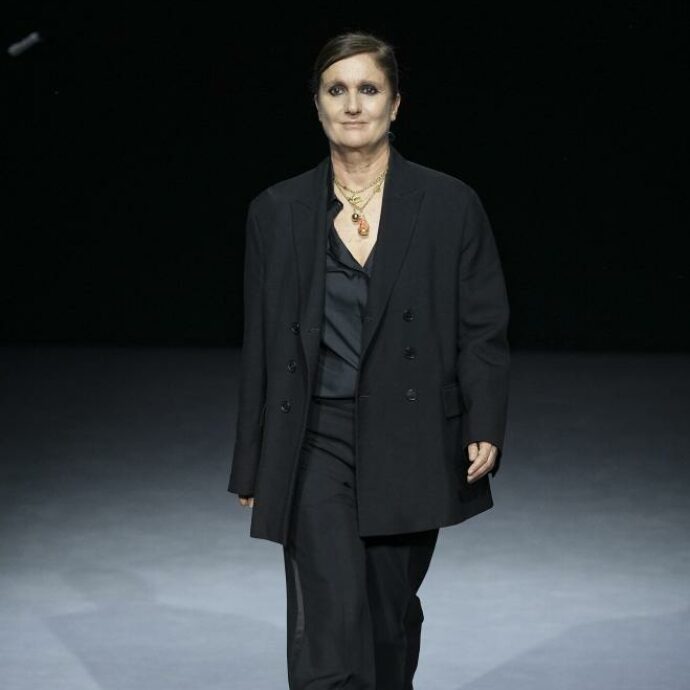 Maria Grazia Chiuri lascia Dior: “Insieme abbiamo scritto un capitolo notevole e significativo”. L’annuncio dopo la sfilata-evento a Roma