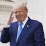 Copertina di L’amministrazione Trump chiude un programma di ricerca sul vaccino contro l’Hiv: tagliati 258 milioni