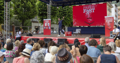 Copertina di Torna “Paper Fest” e raddoppia. Il 5-6 luglio a Carrara: libri in piazza per la rassegna della casa editrice Paper First di SEIF