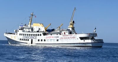 Copertina di Gaza, la Freedom Flotilla pronta a salpare dall’Italia per rompere l’assedio: “Ognuno di noi ha l’obbligo morale di fare qualcosa”