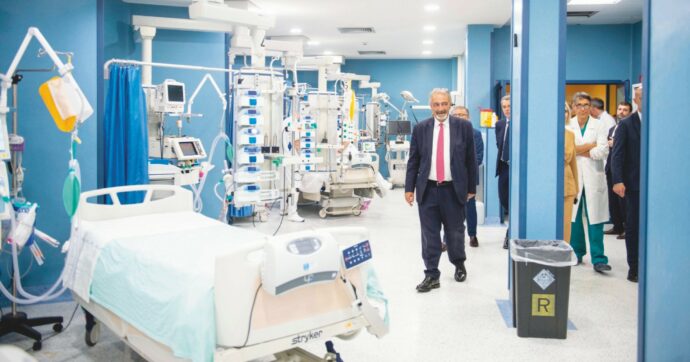 Sanità e liste d’attesa, Rocca paga 165 mila € a Ferlaino Jr. per “esaltare un’eccellenza”