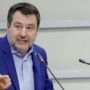 Copertina di Salvini firma il decreto sull’Alcolock: come funziona il dispositivo che non fa partire l’auto se il conducente ha bevuto