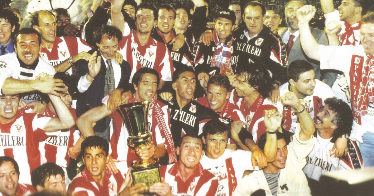 Ti ricordi… il Vicenza di Guidolin e del presidente Dalle Carbonare: “Ricordo la gioia, ricordo tutto. È stata un’emozione incredibile” Ti ricordi… il Vicenza di Guidolin e del presidente Dalle Carbonare: “Ricordo la gioia, ricordo tutto. È stata un’emozione incredibile”