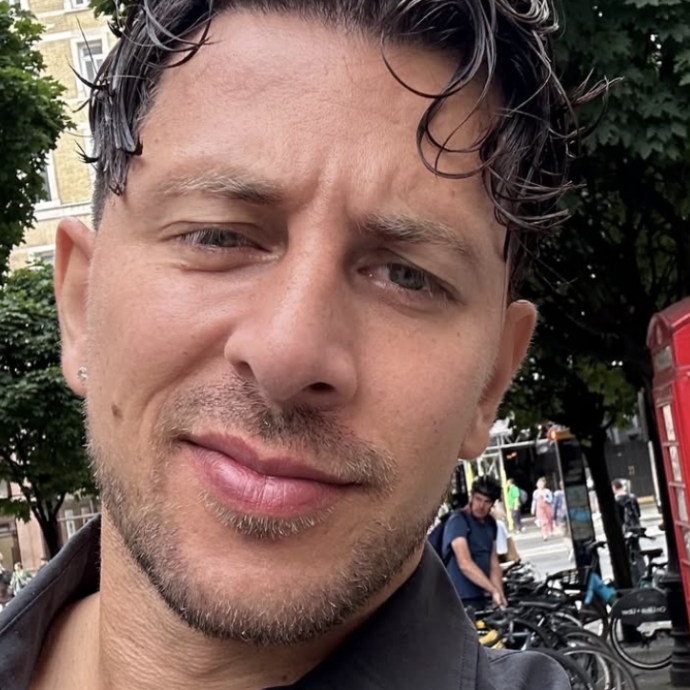 “A causa di un’infezione alla gola con alcune complicanze, non sarò alla Finale di Sognando… Ballando con le Stelle”: l’amarezza di Pasquale La Rocca