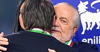 Copertina di Per De Laurentiis ora vincere conta: così ha rinnegato se stesso per tenere Conte a Napoli
