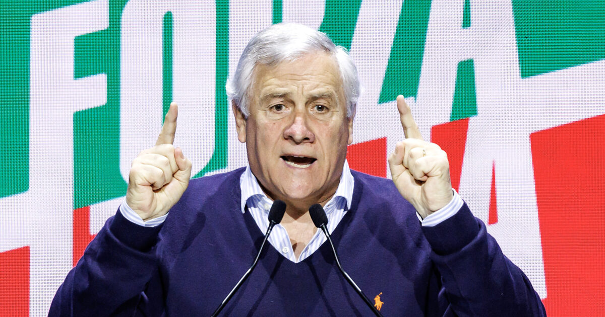 Gaza, Tajani contro le opposizioni che chiedono di pressare Israele: “Cattivi maestri che fomentano l’odio” Gaza, Tajani contro le opposizioni che chiedono di pressare Israele: “Cattivi maestri che fomentano l’odio”
